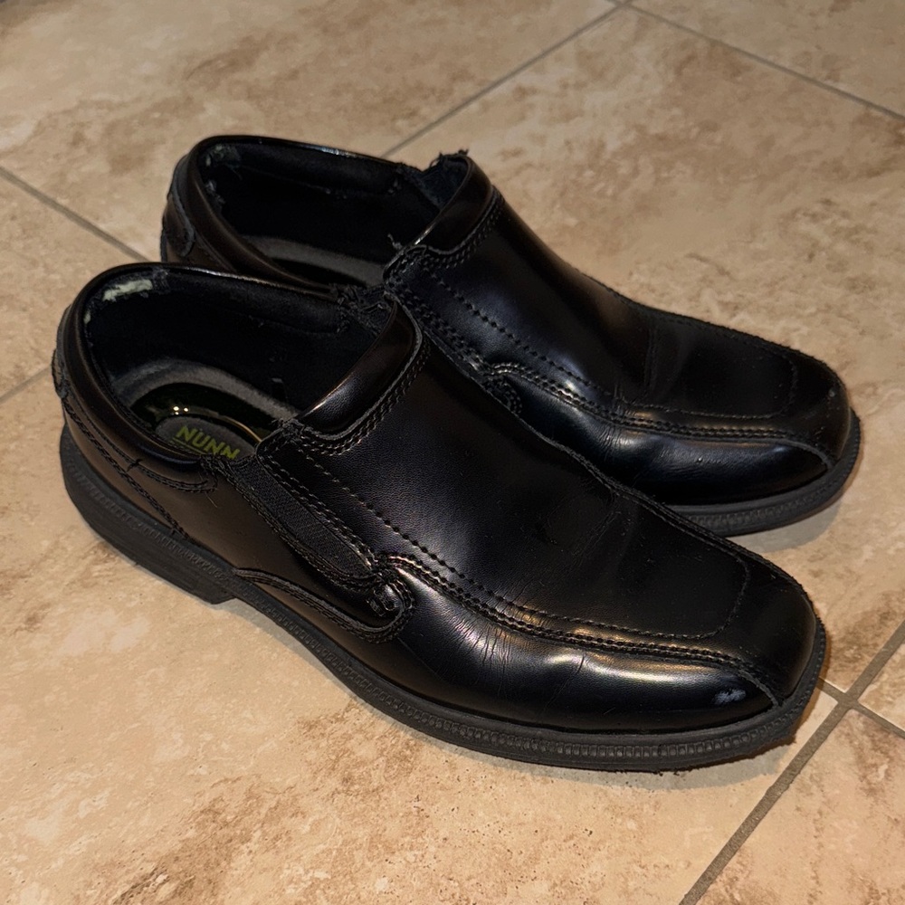 Nunn Bush Men's Classic Black Loafers
